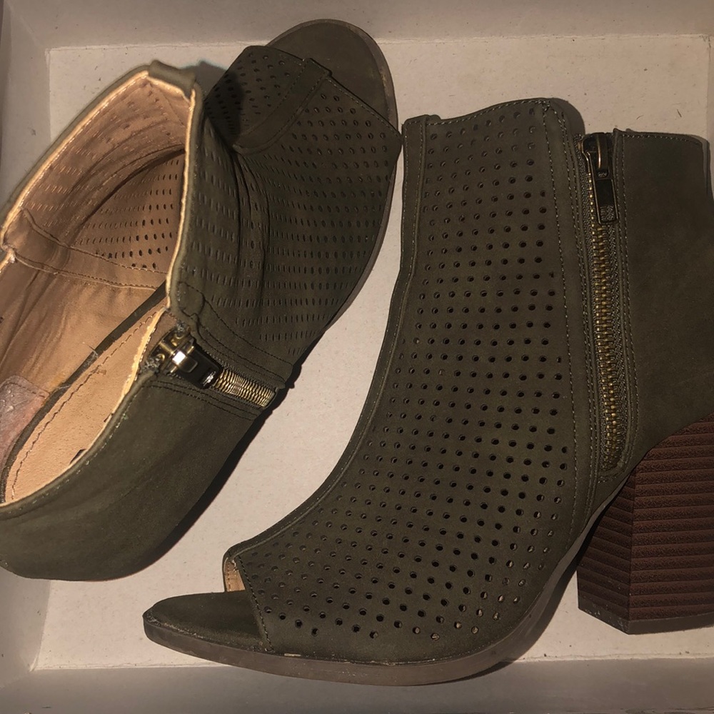 Shoes